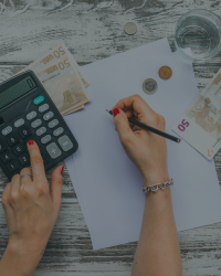 Conteúdo - Nossa atuação está pautada na solução dos problemas apresentados a partir de um atendimento personalizado e do conhecimento especializado da equipe, assim como na experiência pública e privada que envolvem as várias áreas do Direito Administrativo.