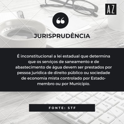 É inconstitucional lei estadual que restringe prestação de serviços na área de saneamento básico - O Supremo Tribunal Federal, no julgamento da ADI 4454, declarou inconstitucional Emenda à Constitucional do Paraná&nbsp;que determinava que os serviços de saneamento e de abastecimento de água deveriam ser prestados por pessoa jurídica de direito público ou sociedade de economia mista sob controle acionário e administrativo do Estado ou de Município.
Na Constituição Federal, foi estabelecida a competência comum de todos os entes federativos para promover a melhoria das condições de saneamento básico, inclusive por intermédio do sistema único de saúde. E, nesse pacto federativo cooperativo, cabe à União o estabelecimento das diretrizes para a implementação de políticas de saneamento básico.
Tais diretrizes&nbsp;foram fixadas na Lei 11.445/2007, que previu os princípios a serem observados na prestação dos serviços de saneamento básico, notadamente: universalização do acesso, integralidade, adequação à saúde pública, proteção do meio ambiente, disponibilidade, consideração das peculiaridades locais e regionais, desenvolvimento urbano e regional, eficiência, transparência, controle social e segurança.
Em seu Voto, a Ministra Carmen Lúcia, relatora da ADI 4454, destacou que:

No art. 38 do Decreto n. 7.217/2010, pelo qual é regulamentada a Lei n. 11.445/2007, disciplina-se a forma de prestação dos serviços de saneamento básico, que pode se dar: a) por órgão da Administração&nbsp;Pública direta ou por autarquia, empresa pública ou sociedade de economia mista integrante da Administração indireta; b) mediante concessão ou permissão precedida de licitação na modalidade concorrência pública; c) por gestão associada de serviços públicos, mediante contrato de programa autorizado por contrato de consórcio público ou por convênio de cooperação entre entes federados. Essa, portanto, a disciplina geral fixada pela União em atendimento ao inc. XX do art. 21 da Constituição da República.

Entretanto, compete aos Municípios, entes da federação responsáveis pela gestão dos assuntos de interesse local e pela edição de leis que digam respeito a esses temas, a titularidade dos serviços públicos de saneamento básico. A eles cabe escolher a forma da prestação desses serviços, se diretamente ou por delegação à iniciativa privada mediante prévia licitação.
O Município é, dentre todos os entes federativos, aquele que está mais próximo da população, cujas necessidades básicas conhece de perto, incumbindo-lhe, por essa precisa razão, prestar, em primeira mão, os serviços públicos essenciais, com destaque para a distribuição de água potável, sem prejuízo da eventual colaboração do Estado e da União. Nesse sentido, incumbe ao poder público, leia-se, ao poder concedente, a regulamentação dos serviços concedidos, não tendo, em consequência, o Estado-membro, em se tratando de um serviço de caráter local, competência para regulá-lo, seja a que título for.
Desse modo, ao tornar obrigatória a prestação de serviços de saneamento e abastecimento de água por pessoas jurídicas de direito público ou por sociedade de economia mista sob controle acionário e administrativo do poder público estadual ou municipal, a norma do §3º do art. 210-A da Constituição paranaense, acrescentado pela Emenda Constitucional n. 24/2008, usurpou a competência dos Municípios para legislarem sobre saneamento básico, assunto de interesse local.
A Ministra relatora entendeu que&nbsp;houve a usurpação de competência do Município para decidir sobre a forma de prestação do serviço de saneamento básico que, nos termos postos na norma questionada, poderia mesmo ser determinada pelo ente estadual esvaziando-se, na matéria, a competência local em detrimento do princípio federativo.
O julgamento da ADI 4454 ocorreu na sessão virtual de 26.6.2020 a 4.8.2020, sendo que o Plenário Virtual acompanhou a Ministra relatora, restando vencido apenas o Ministro Marco Aurélio Mello, que julgava improcedente o pedido por considerar a exploração econômica dos serviços elemento de natureza política, o que permitiria tal restrição em defesa do interesse regional.
Confira a íntegra do Voto aqui.

&nbsp;Por Ana Paula Mella Vicari
